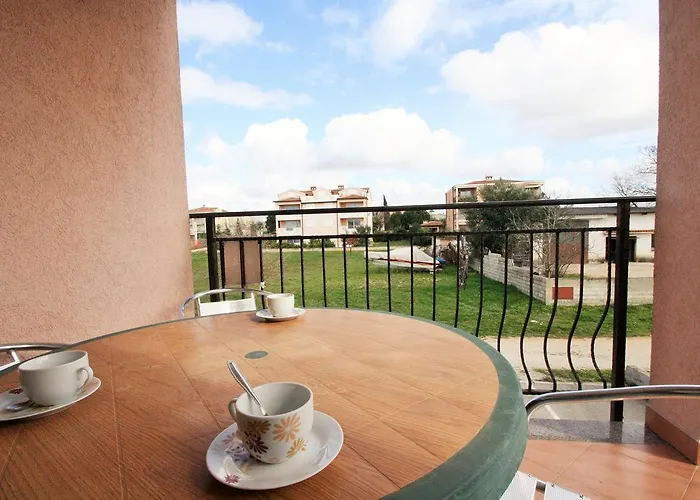 Apartamento Bilic With Balcony *