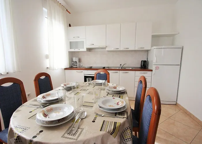 Bilic With Balcony Apartamento Poreč