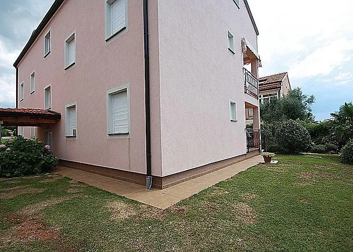 Apartamento Bilic With Balcony Poreč