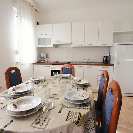 Bilic With Balcony Daire Poreč